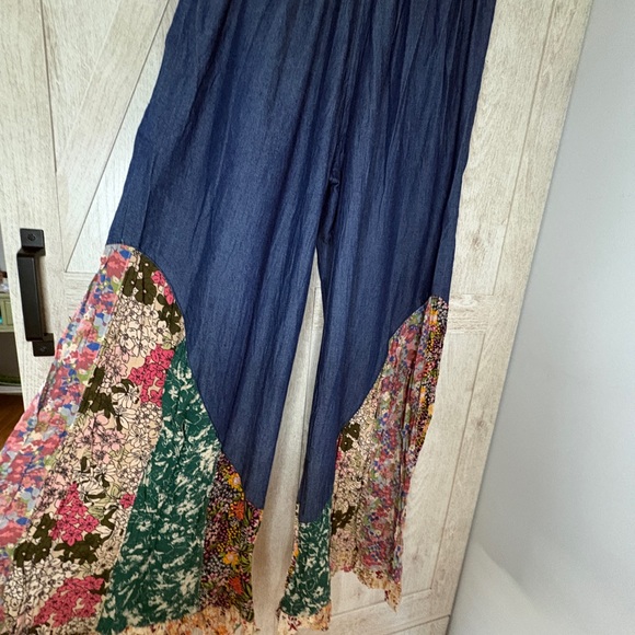 Young Threads 70s-Inspired Wide Leg Pants – Size S (Fits M) - Picture 9 of 9